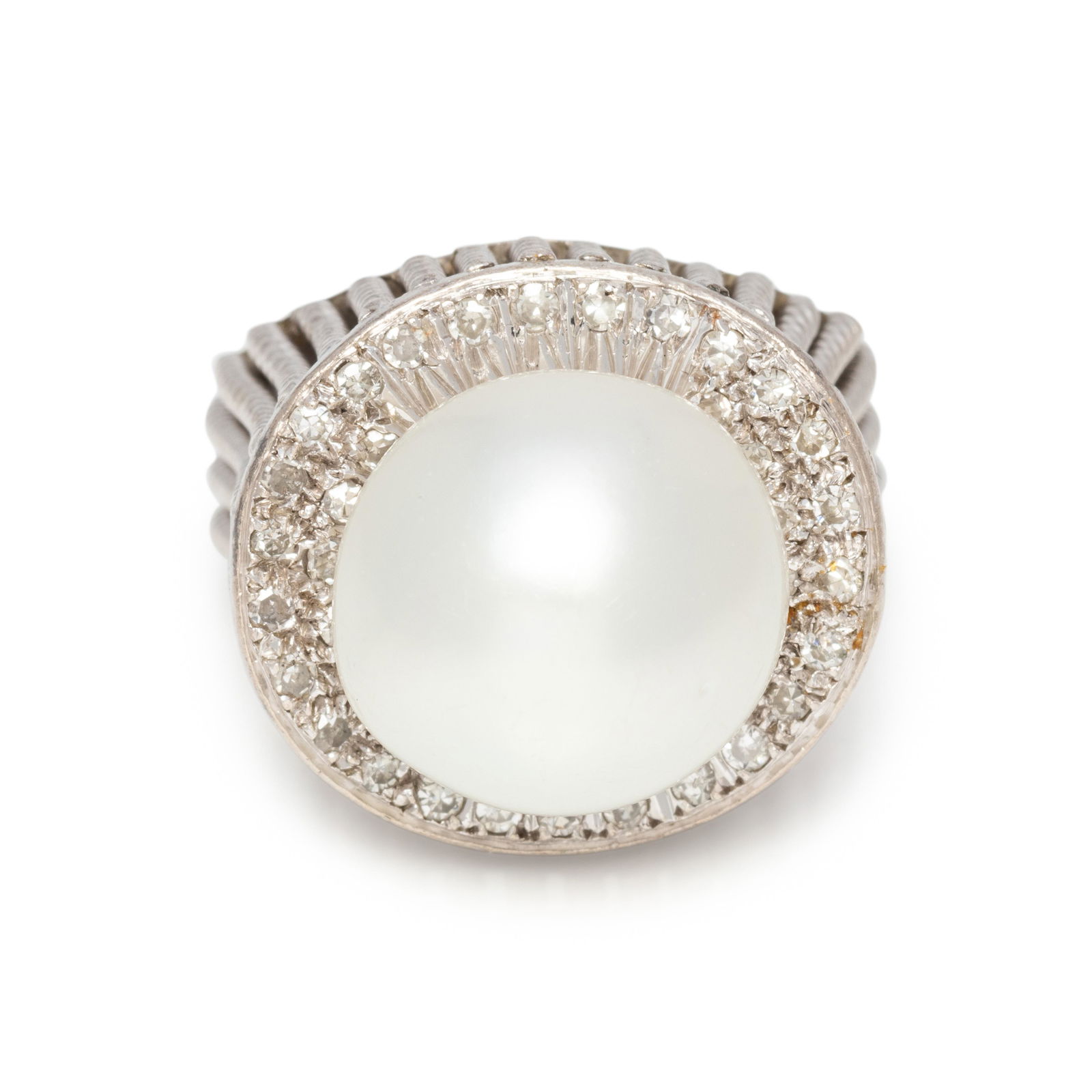 CULTURED PEARL AND DIAMOND RING (1 of 3)