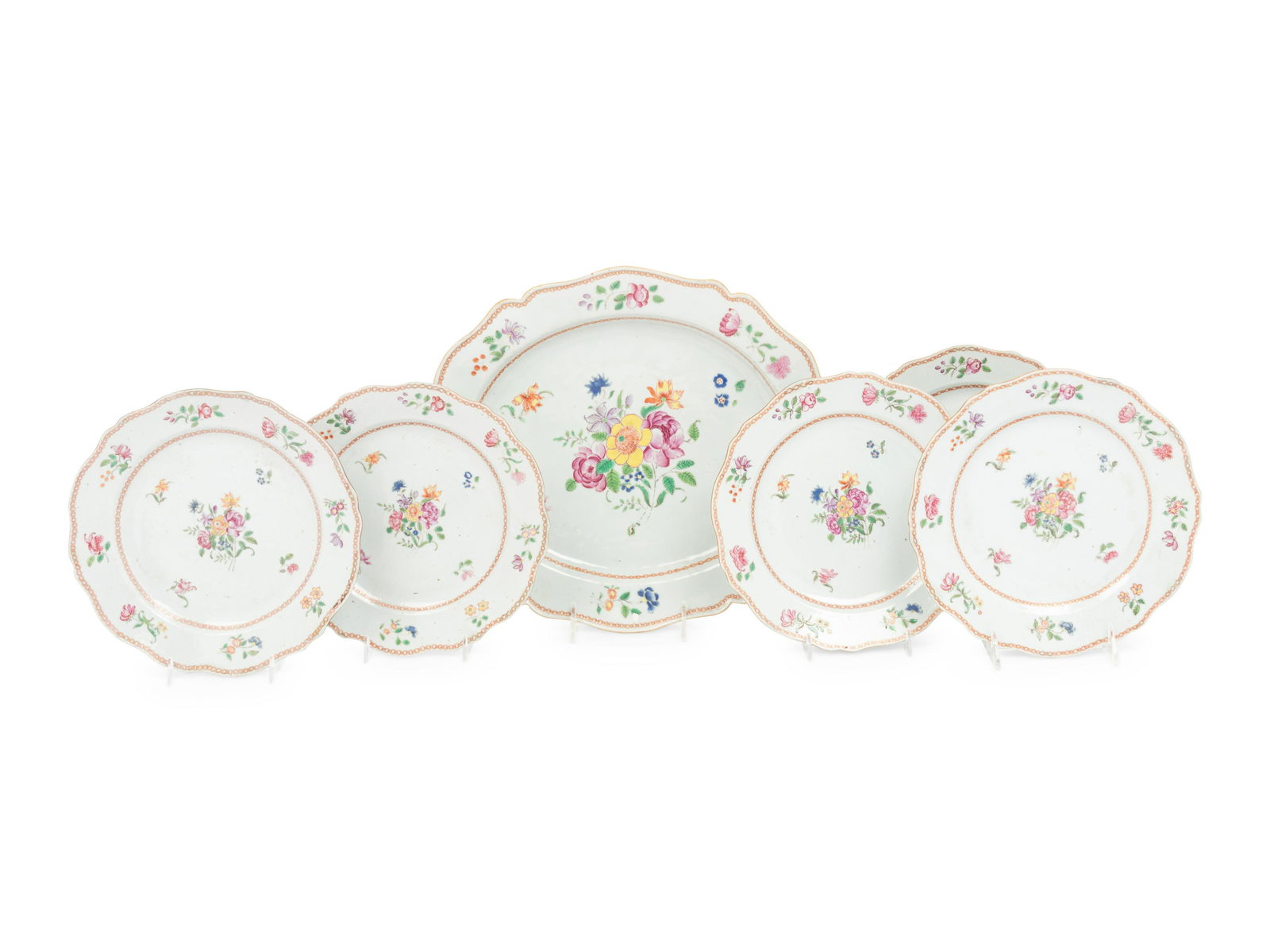 A Chinese Export Porcelain Platter and Five Plates (1 of 3)