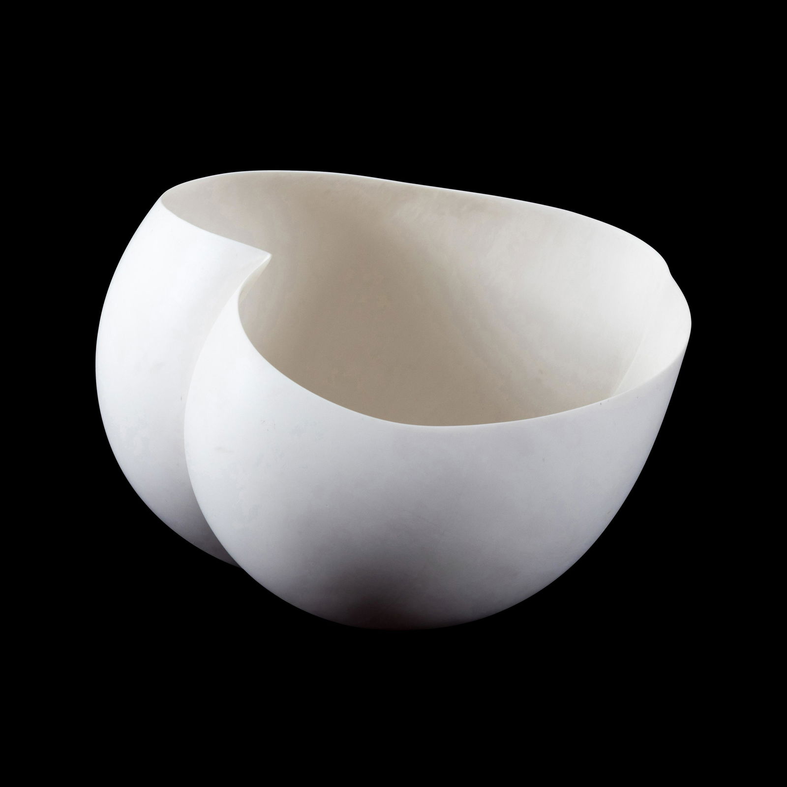 Ryota Aoki (Japanese, b. 1978) Vessel 'Bijou', c. 2008 (1 of 5)