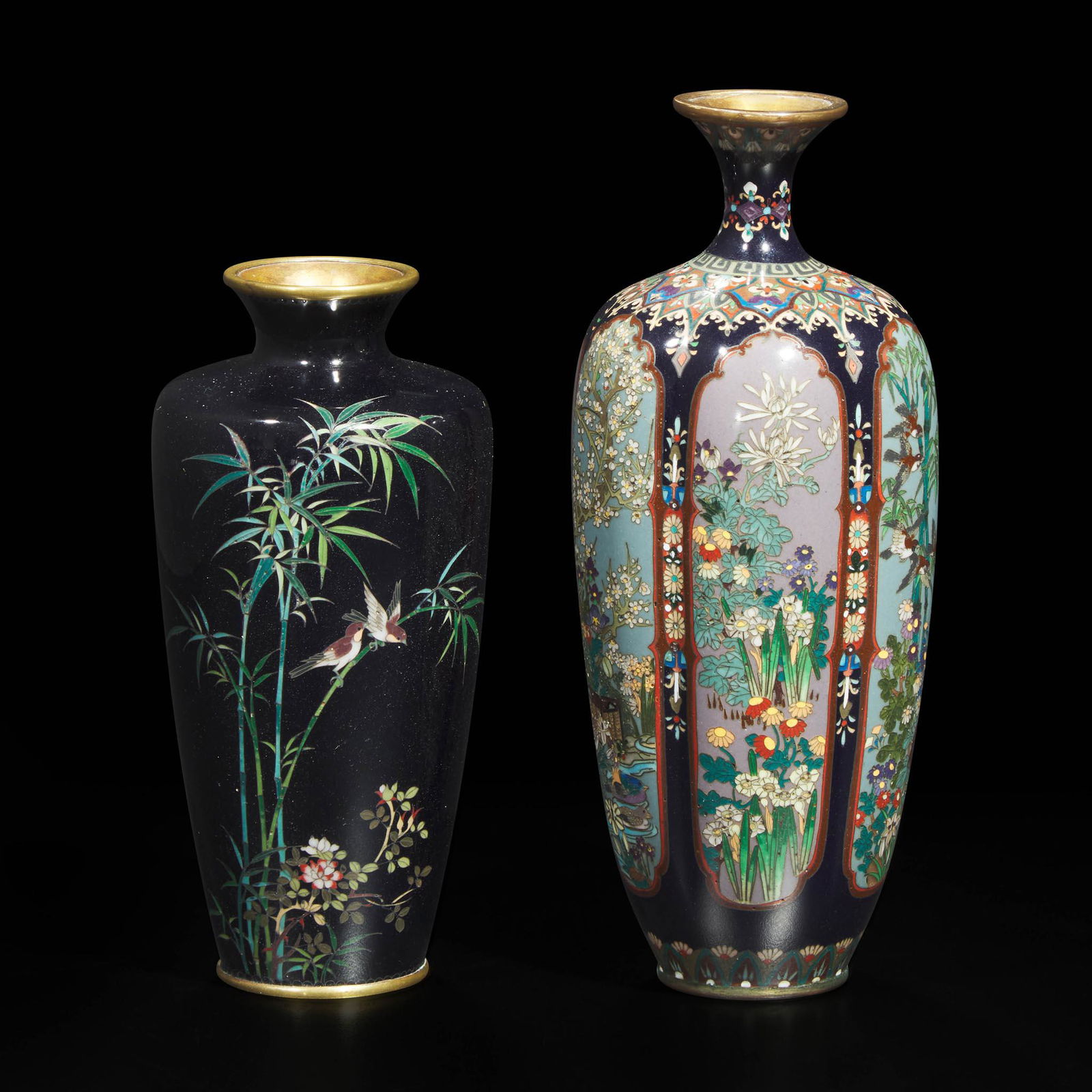 Two fine Japanese cloisonné small cabinet vases 日本铜胎掐丝 (1 of 3)