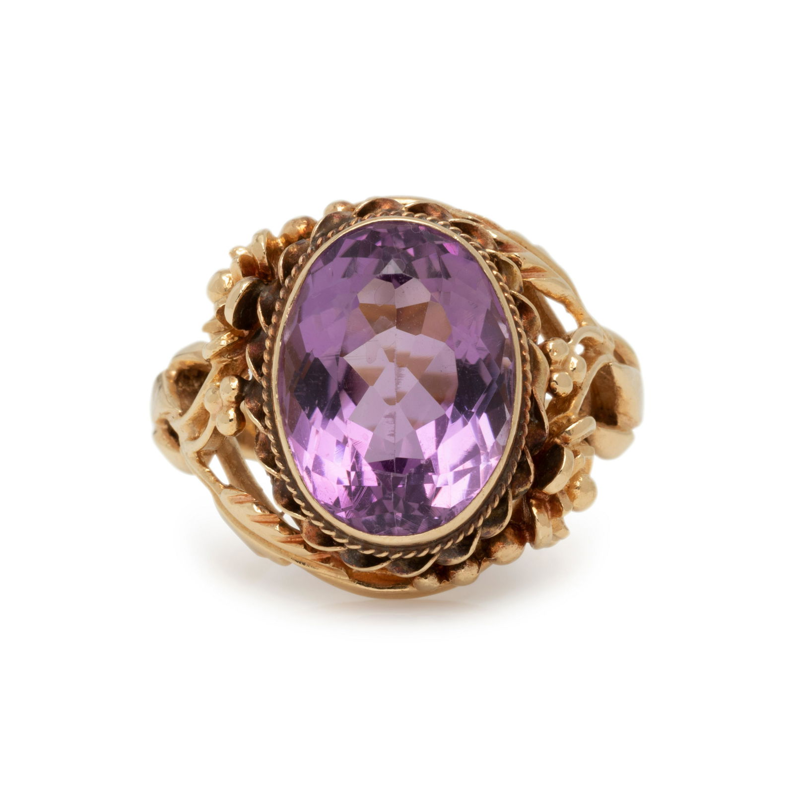 YELLOW GOLD AND AMETHYST RING (1 of 3)