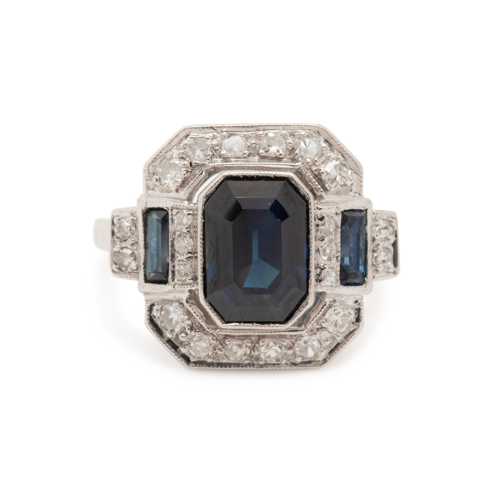 SAPPHIRE AND DIAMOND RING (1 of 3)