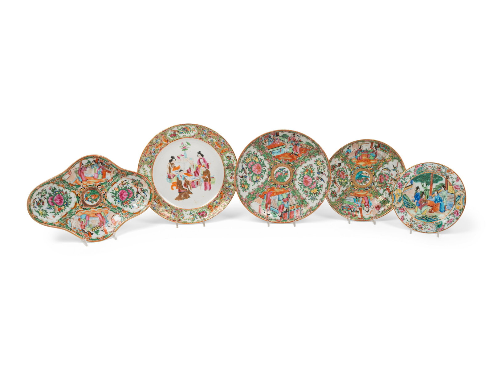 Five Chinese Export Rose Medallion Porcelain Articles Width of lobed tray 11 inches. (1 of 5)