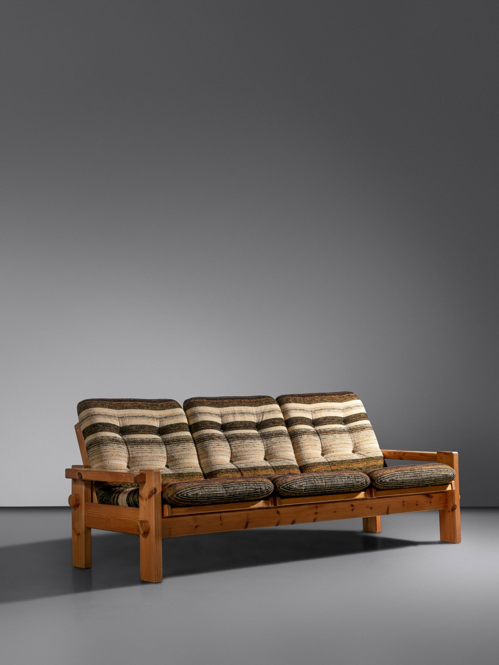 Yngve Ekstrom (1913-1988) 'Dymling' Sofa Swedese, Sweden (1 of 4)
