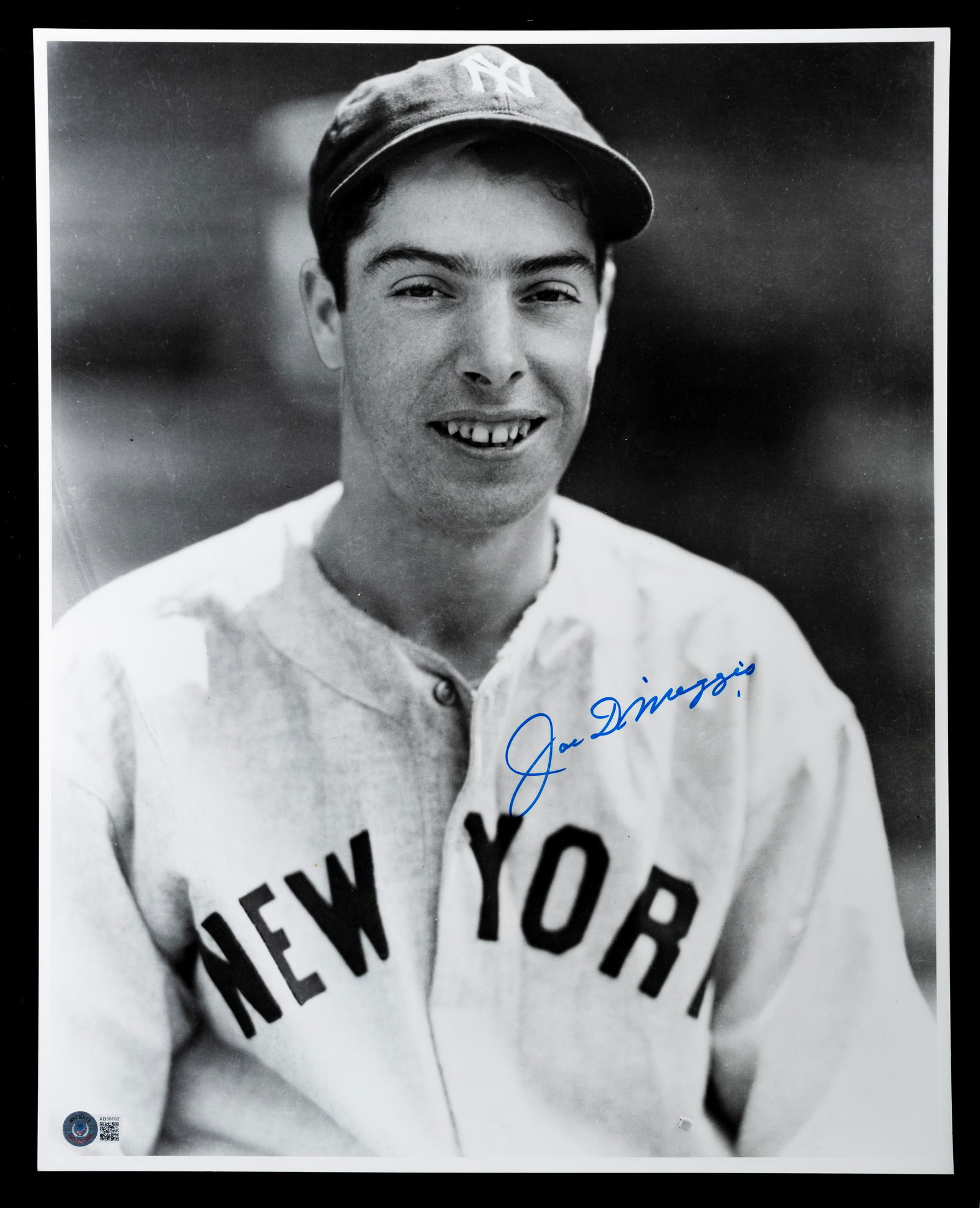A Joe DiMaggio Signed Autograph Large Format Photograph (Beckett Authentication Services BAS (1 of 3)