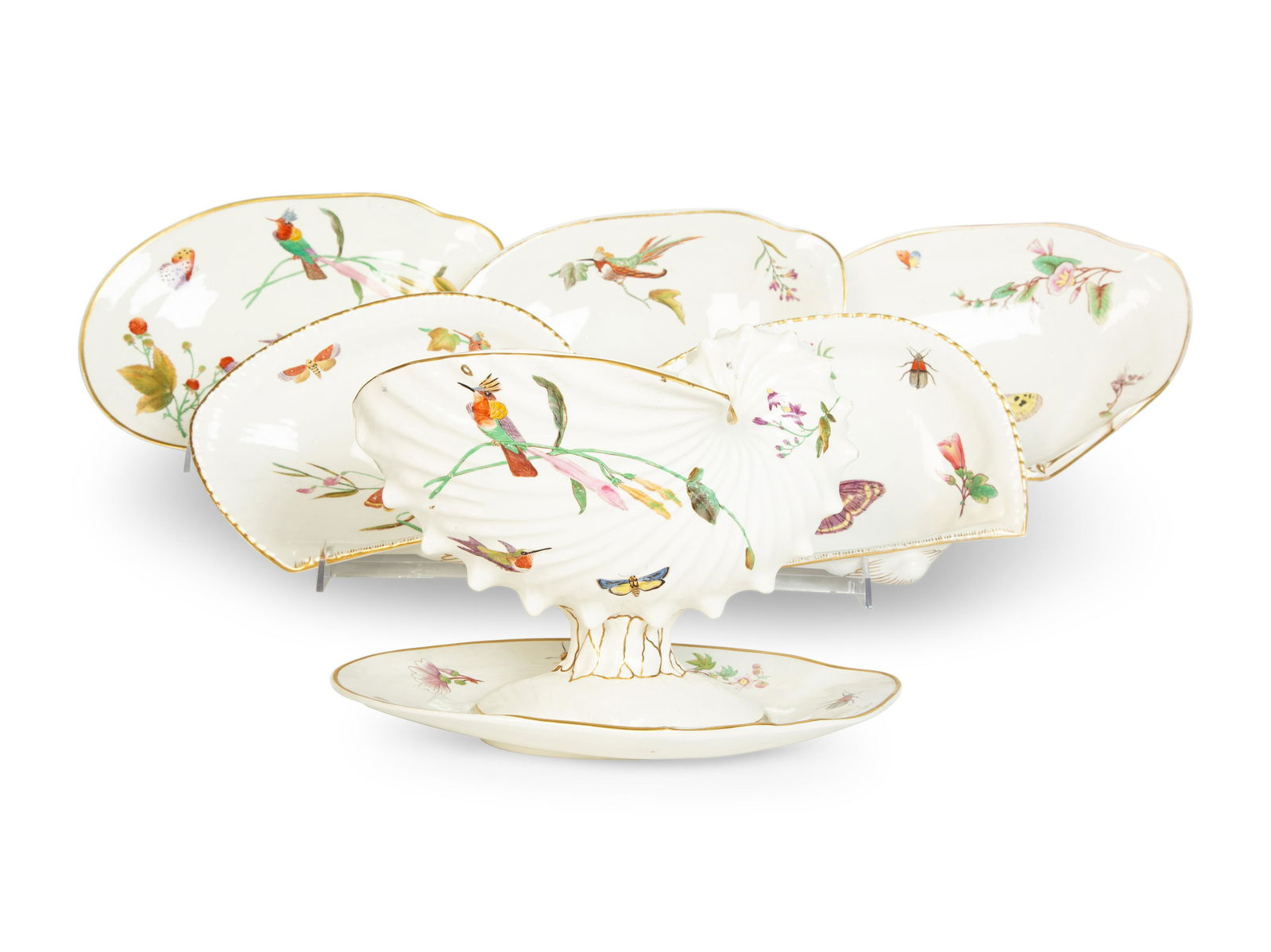 A Wedgwood Creamware Nautilus-Form Tureen and Seven Shell-Form Plates Height of tureen 7 1/2 x width (1 of 8)