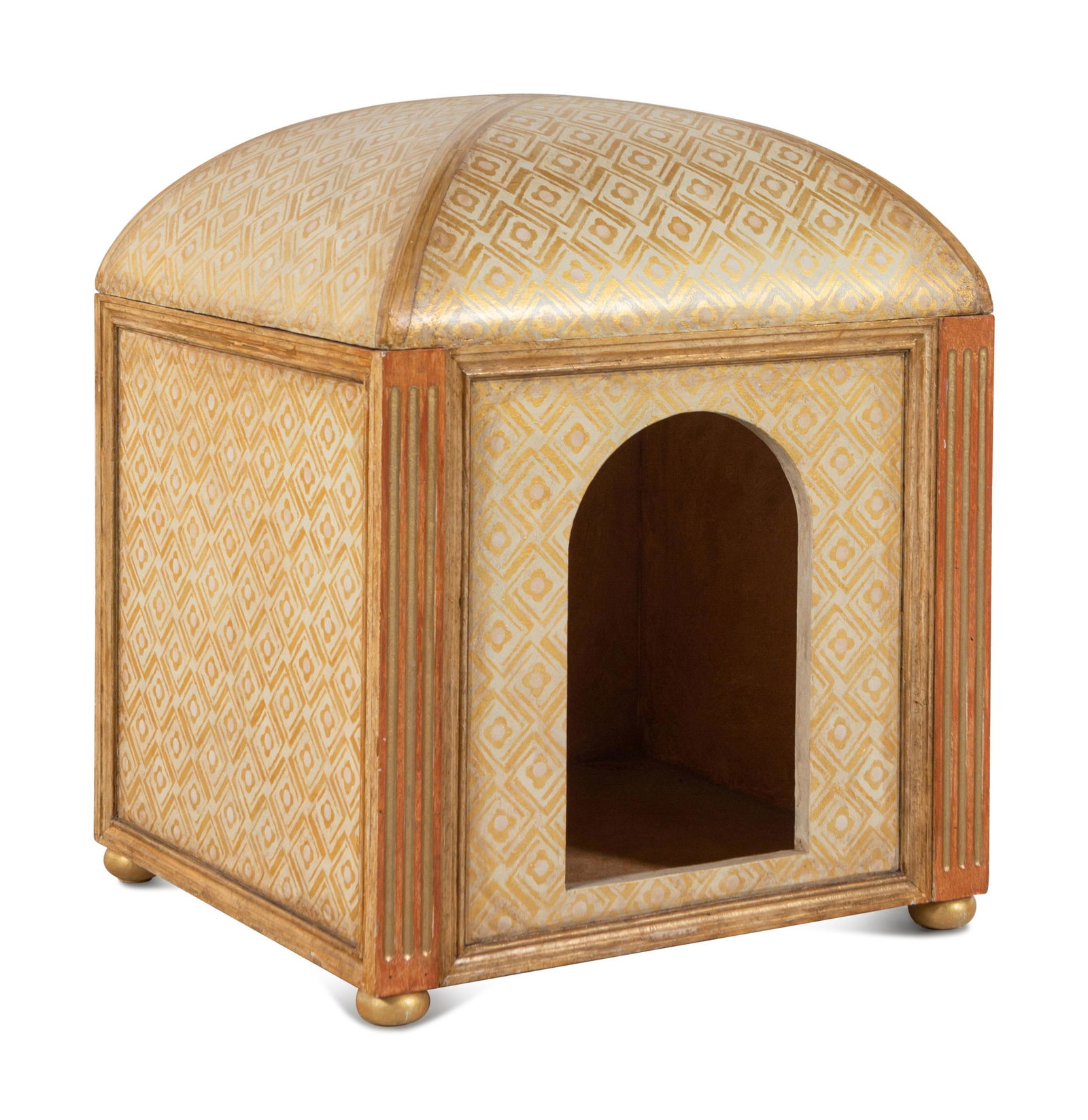 A Giltwood Dog House (1 of 11)