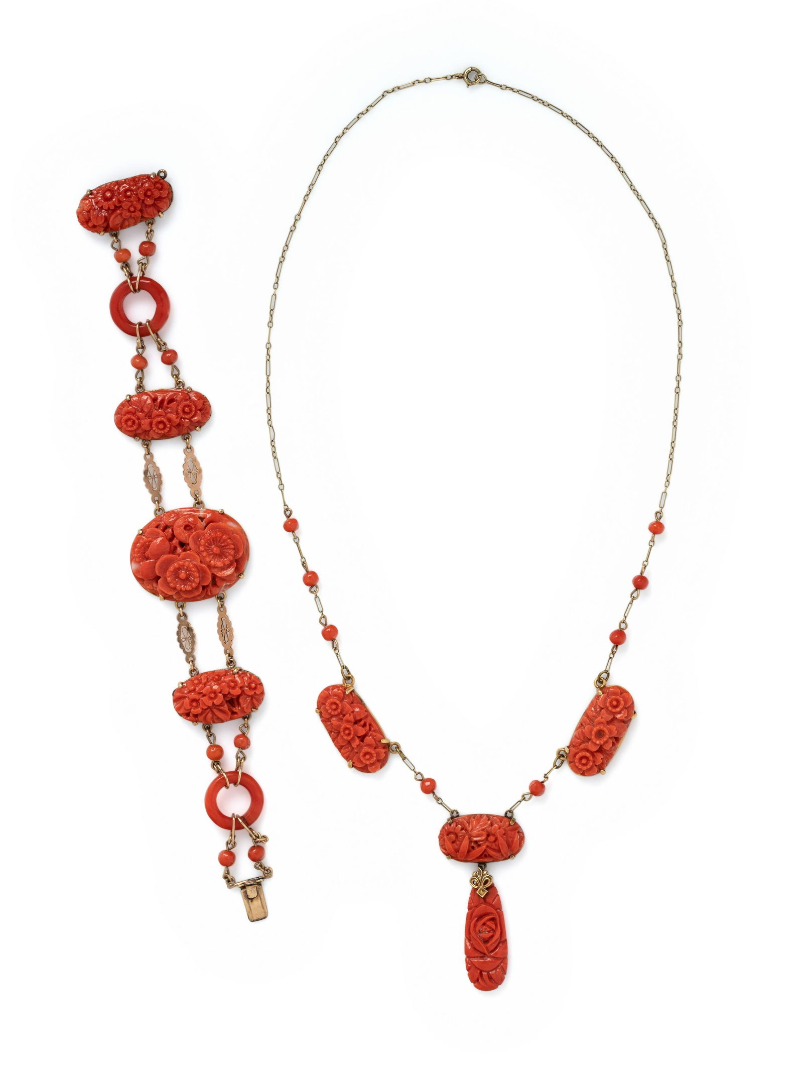 YELLOW GOLD AND CORAL SET (1 of 2)