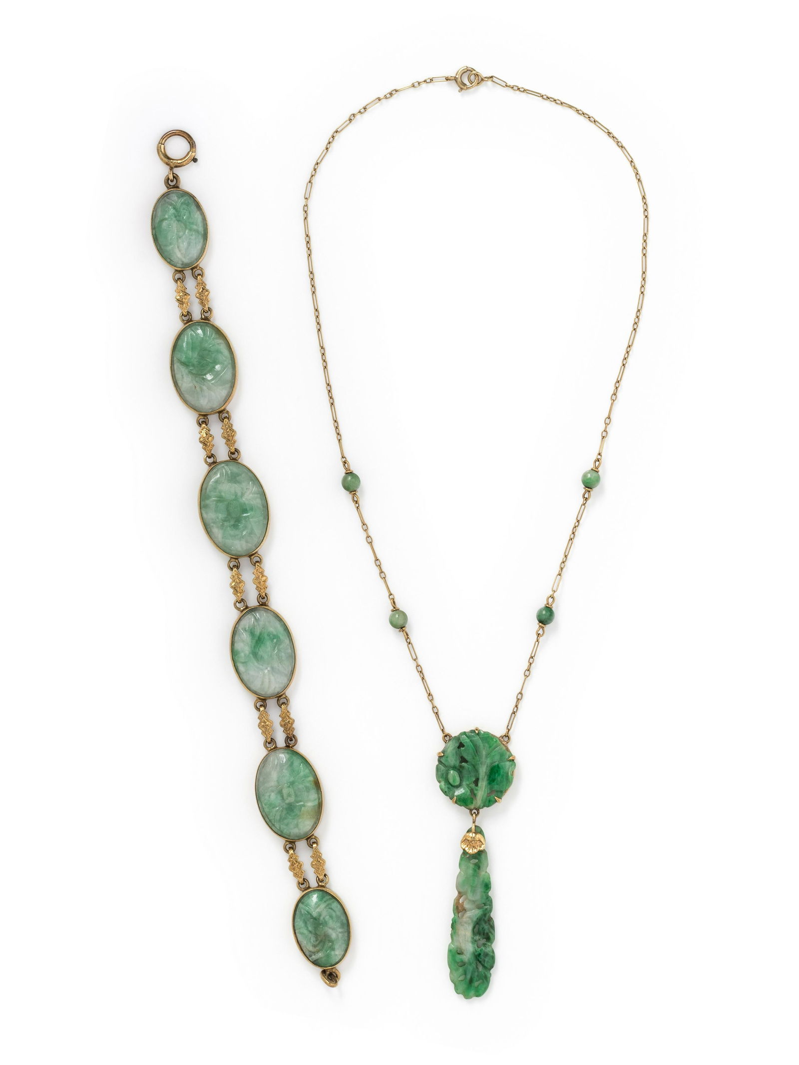 COLLECTION OF YELLOW GOLD AND JADE JEWELRY (1 of 2)