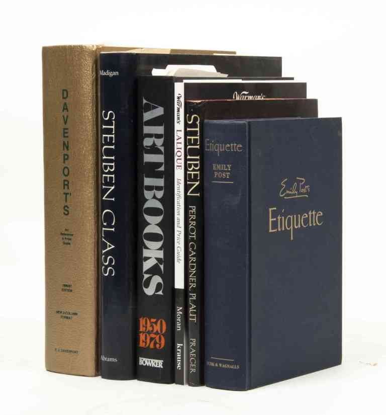 A Collection of Books Pertaining to Decorative Ar: A Collection of Books Pertaining to Decorative Arts, containing books on pottery, glass and others, approximately 35 volumes.