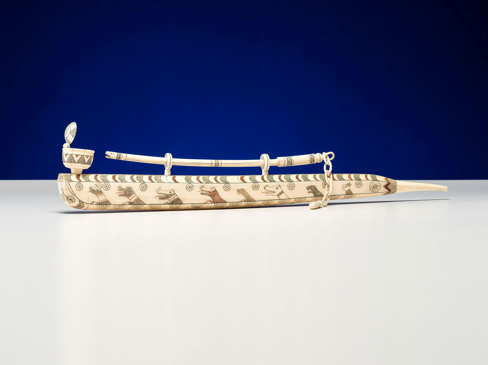 Inupiat Scrimshawed Pipe, with Tamper (1 of 5)