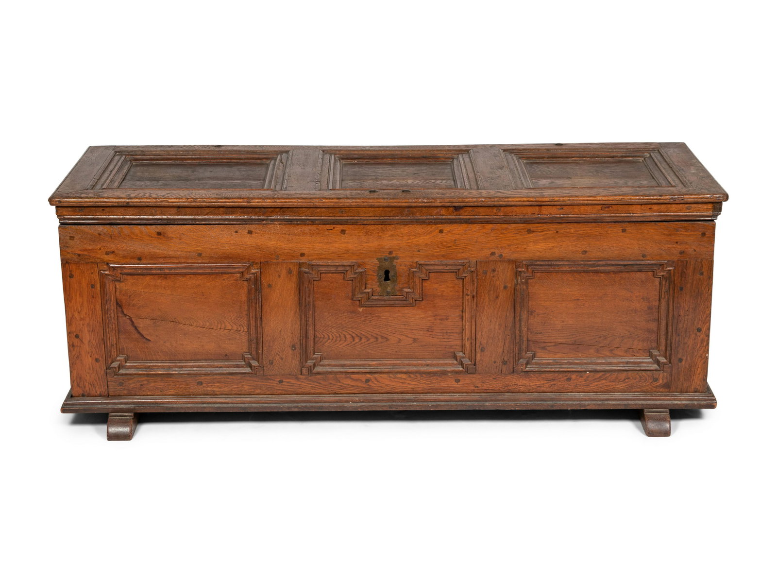 An Oak Blanket Chest (1 of 4)