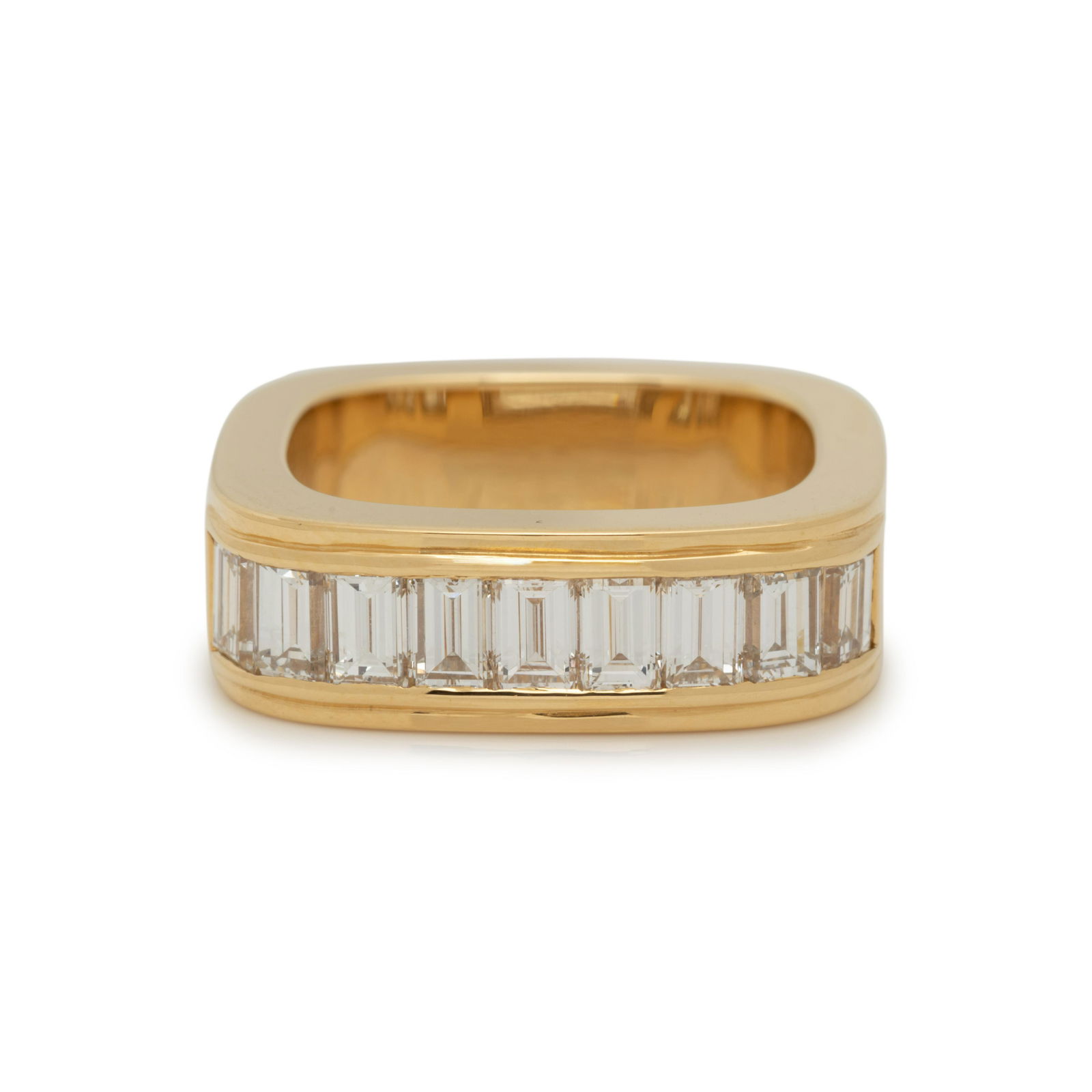 SCHLUGER, YELLOW GOLD AND DIAMOND RING (1 of 3)