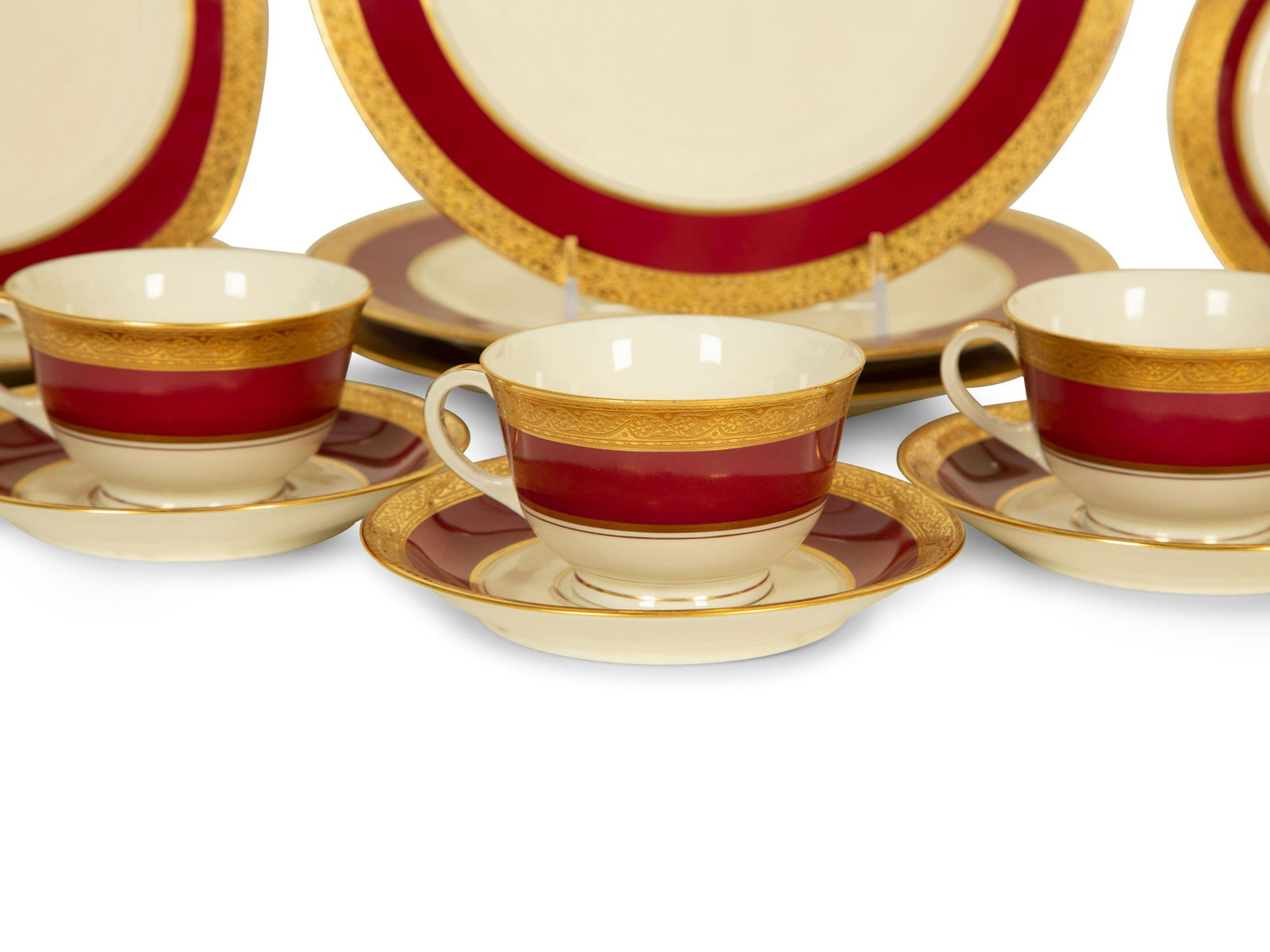 A Czech Porcelain Dinner Service (1 of 4)