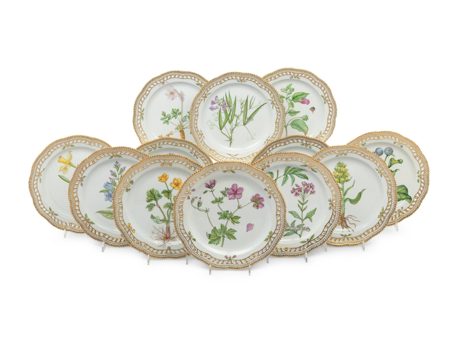 A Set of Twelve Royal Copenhagen Flora Danica Dinner Plates (1 of 7)