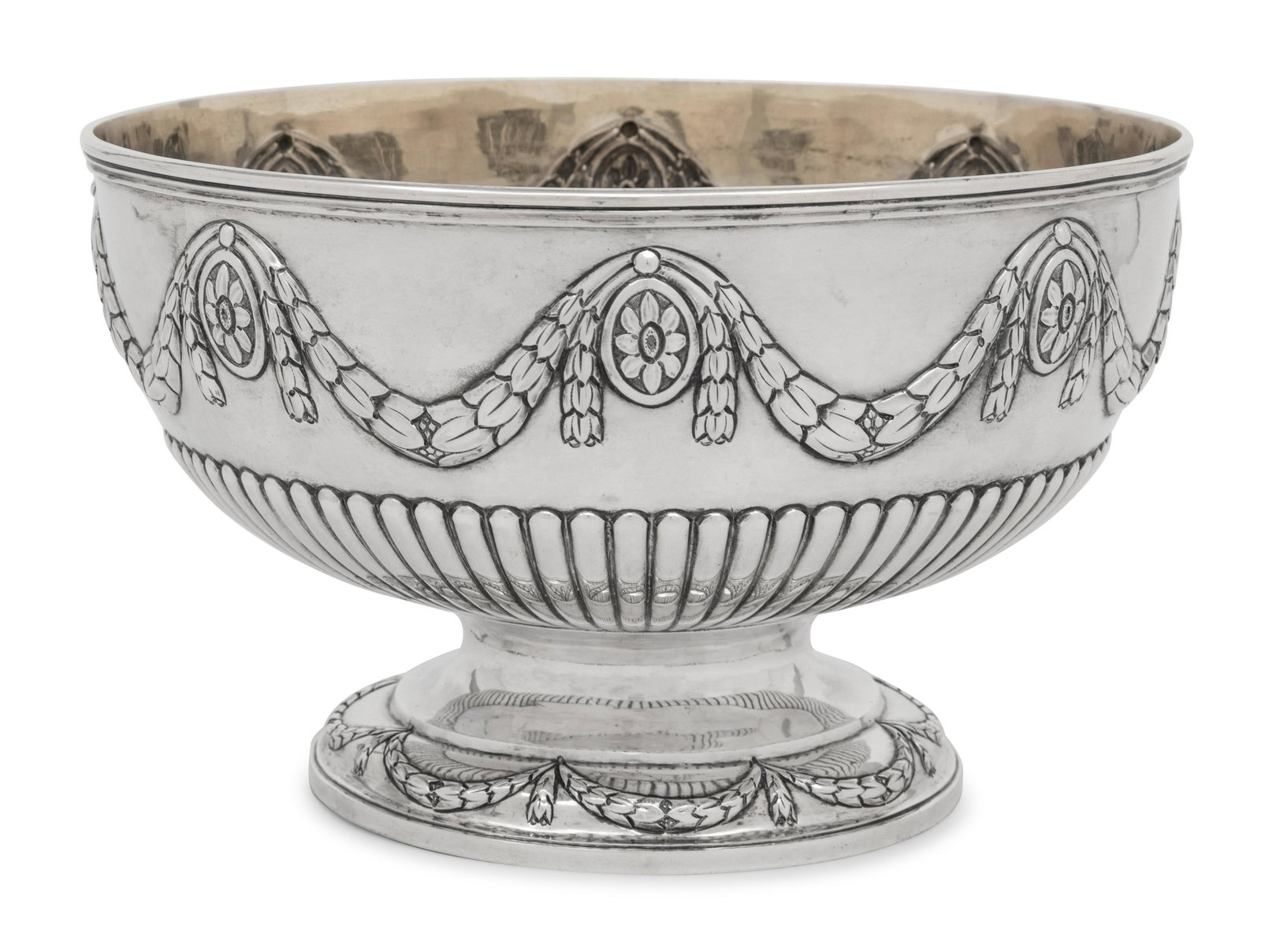 A Victorian Silver Centerpiece Bowl (1 of 4)