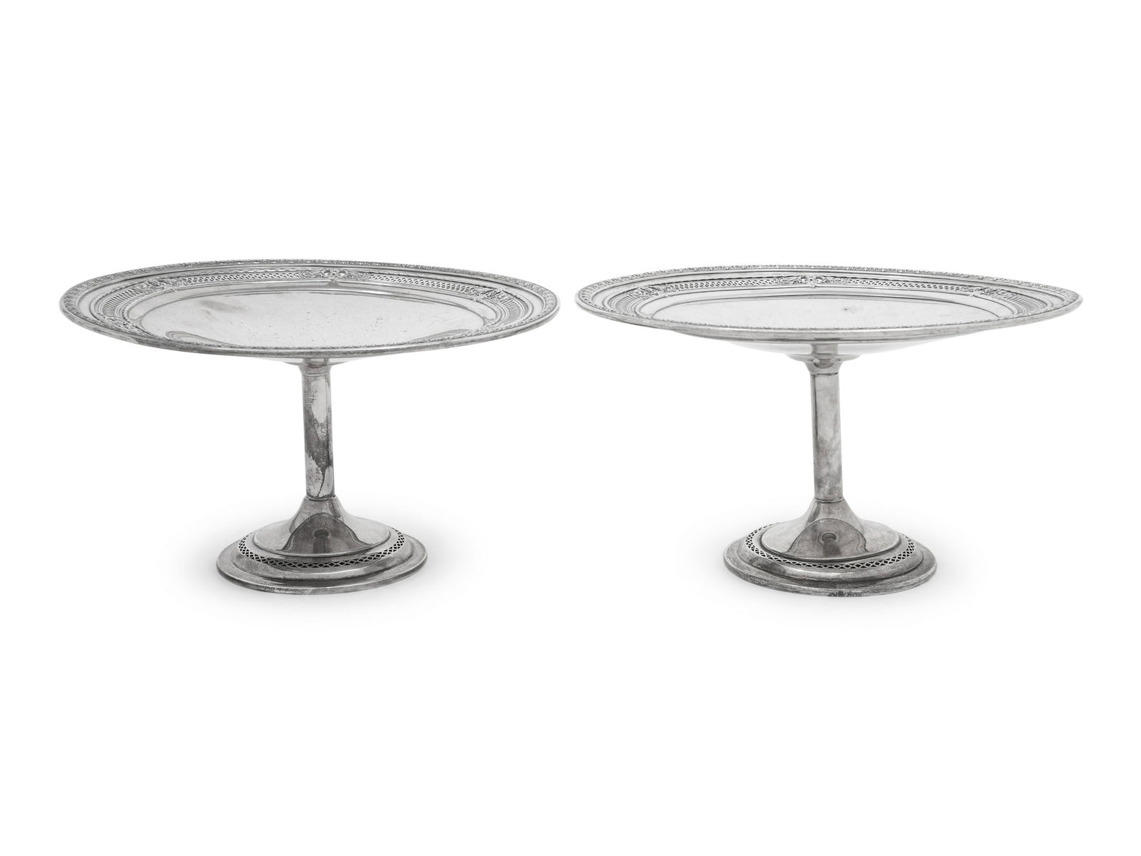 A Pair of American Silver Tazze (1 of 4)