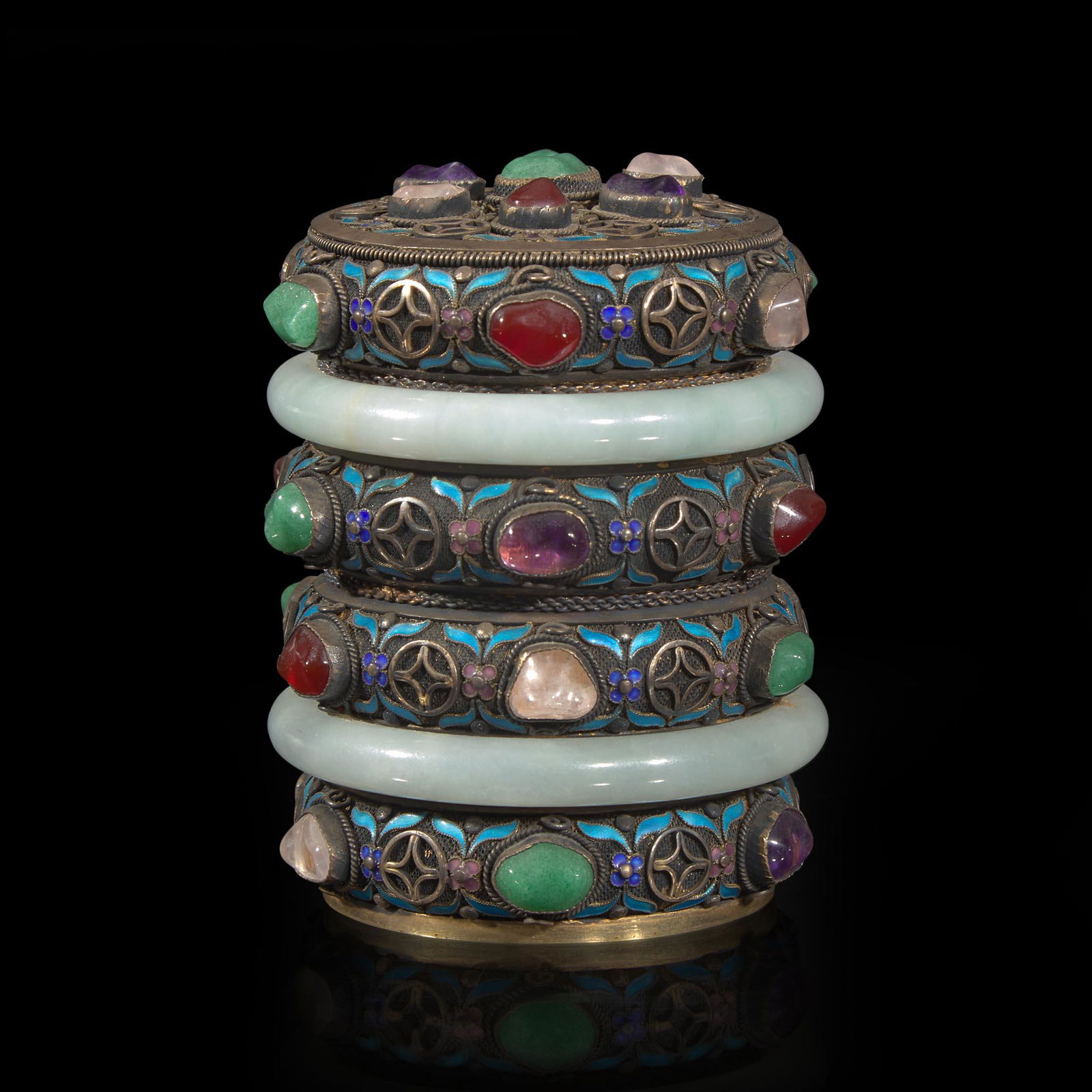 A Chinese jadeite and hardstone-embellished silver box and cover 翡翠宝石 (1 of 3)