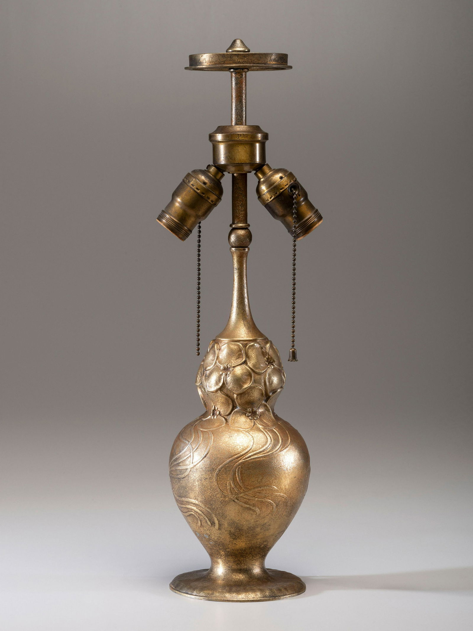 Tiffany Studios American, Early 20th Century Lily Lamp Base (1 of 6)