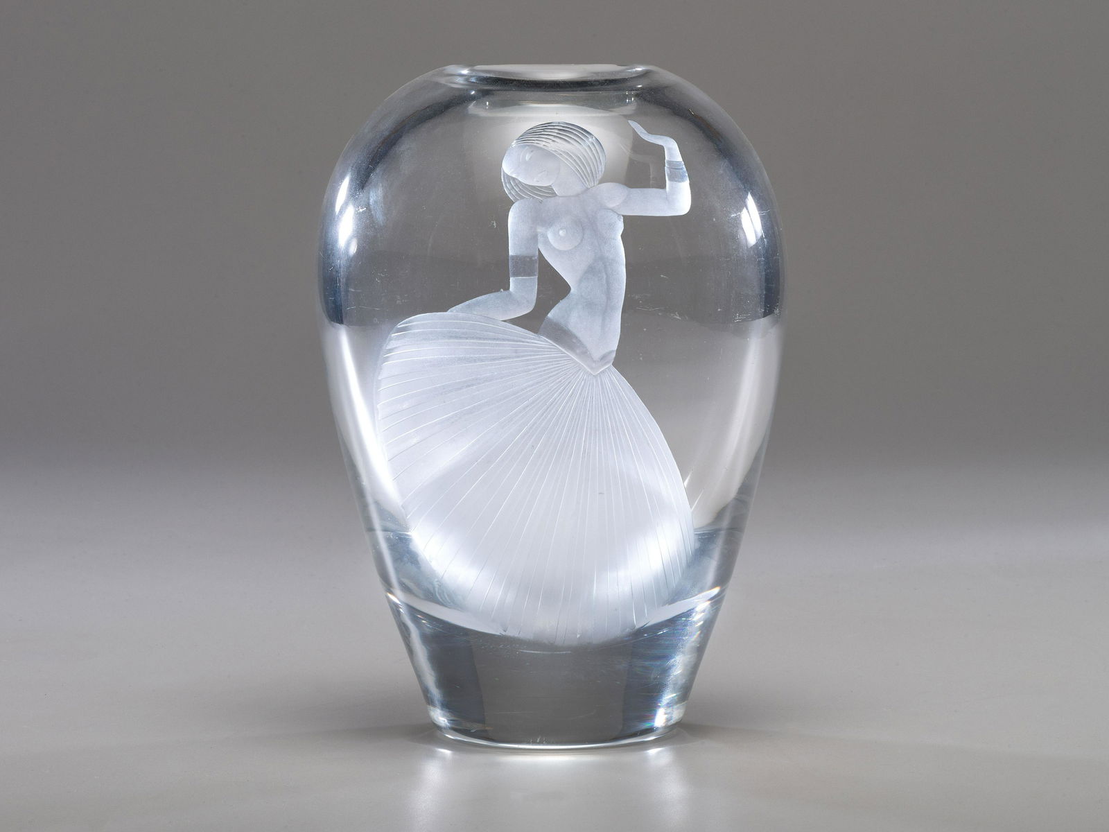 Vicke Lindstrand for Orrefors (Swedish, 1904-1983) Josephine Baker Vase (1 of 3)