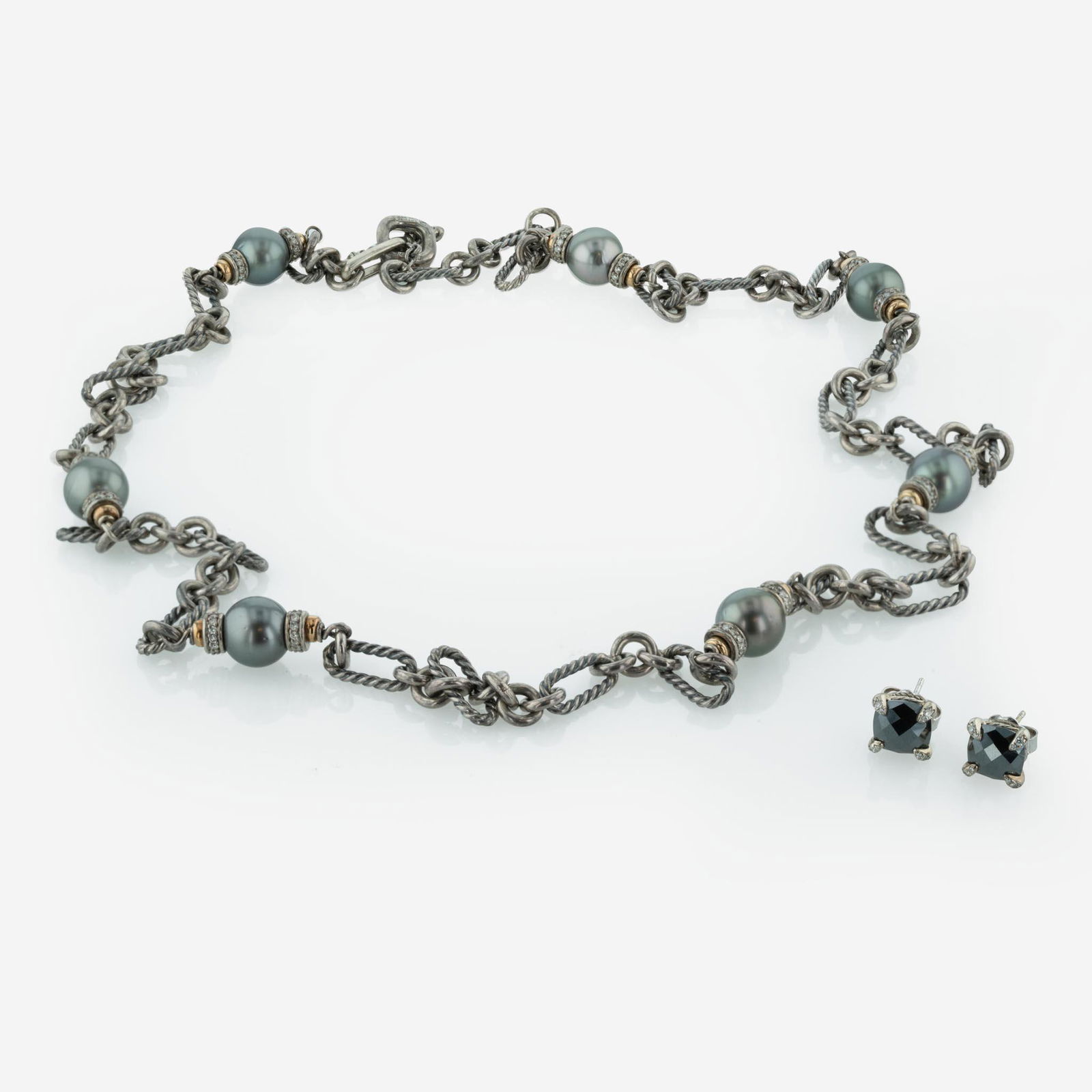 A Set of David Yurman Necklace and Earrings (1 of 1)