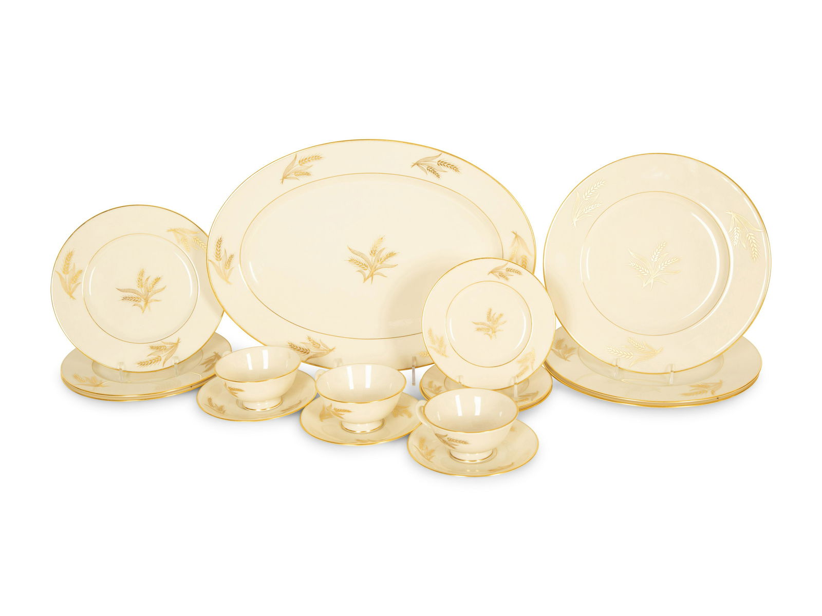 A Lenox Harvest Porcelain Dinner Service (1 of 4)