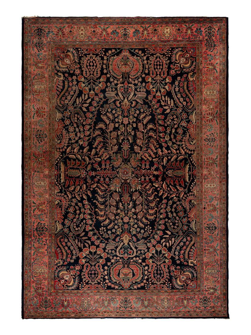 A Sarouk Wool Rug (1 of 4)