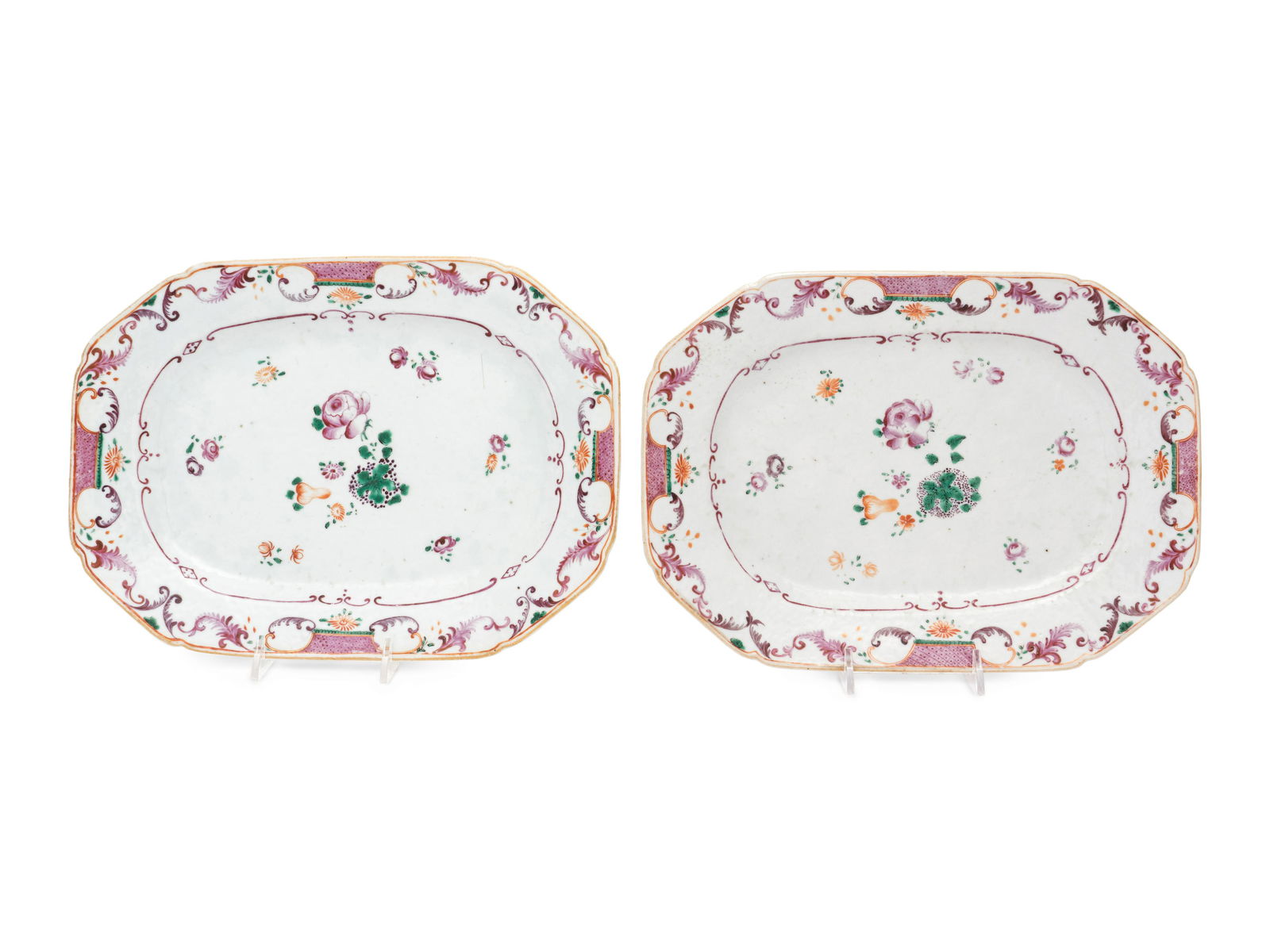 A Pair of Chinese Export Porcelain Platters (1 of 4)