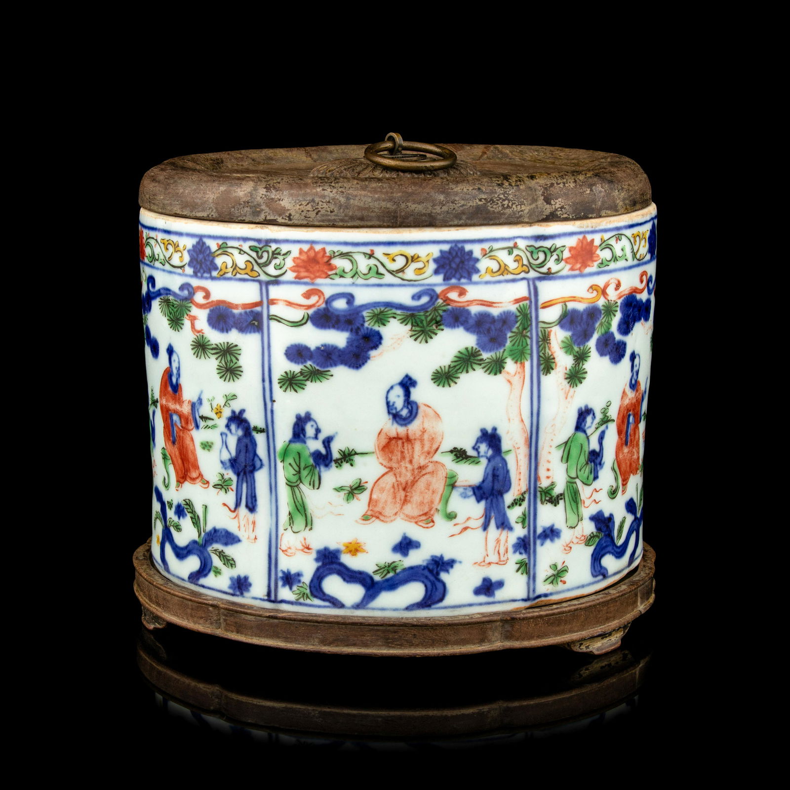 A Wucai Porcelain Lobed Jar (1 of 5)