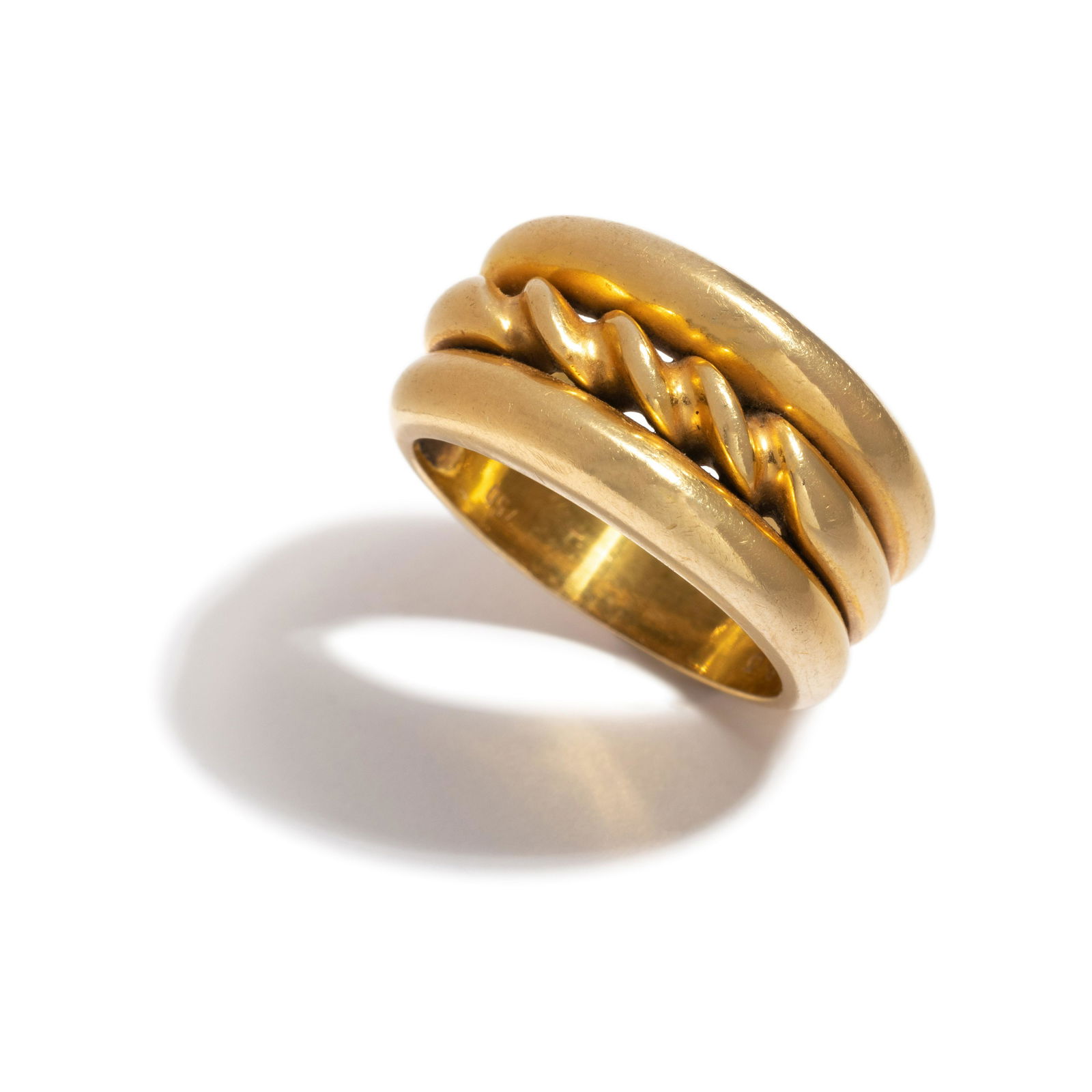 YELLOW GOLD RING (1 of 3)