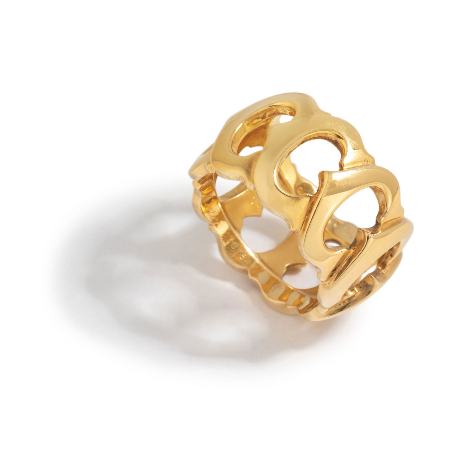 CARTIER, YELLOW GOLD 'C DE CARTIER' RING (1 of 2)