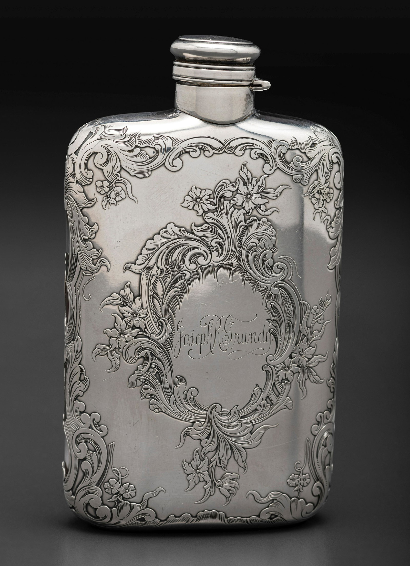 An American Silver Mounted Glass Flask (1 of 7)