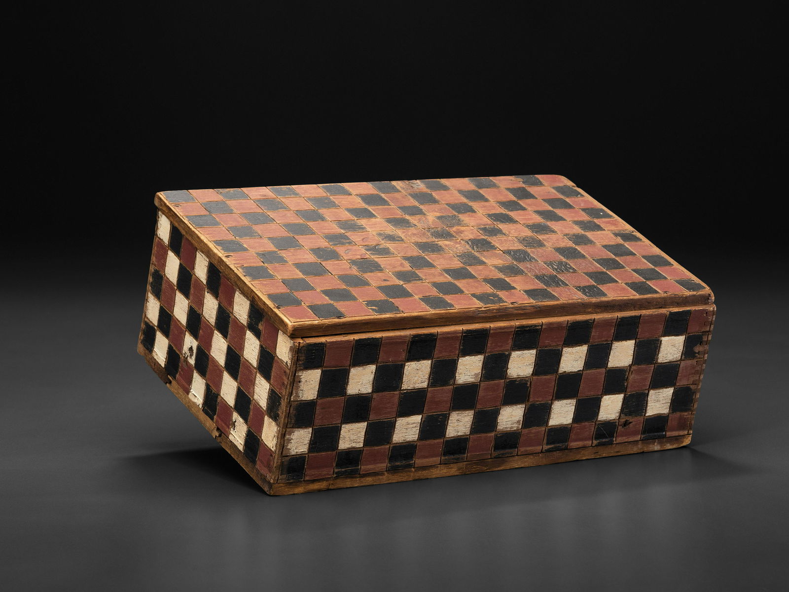 A Folk Art Paint Decorated Pine Box (1 of 5)