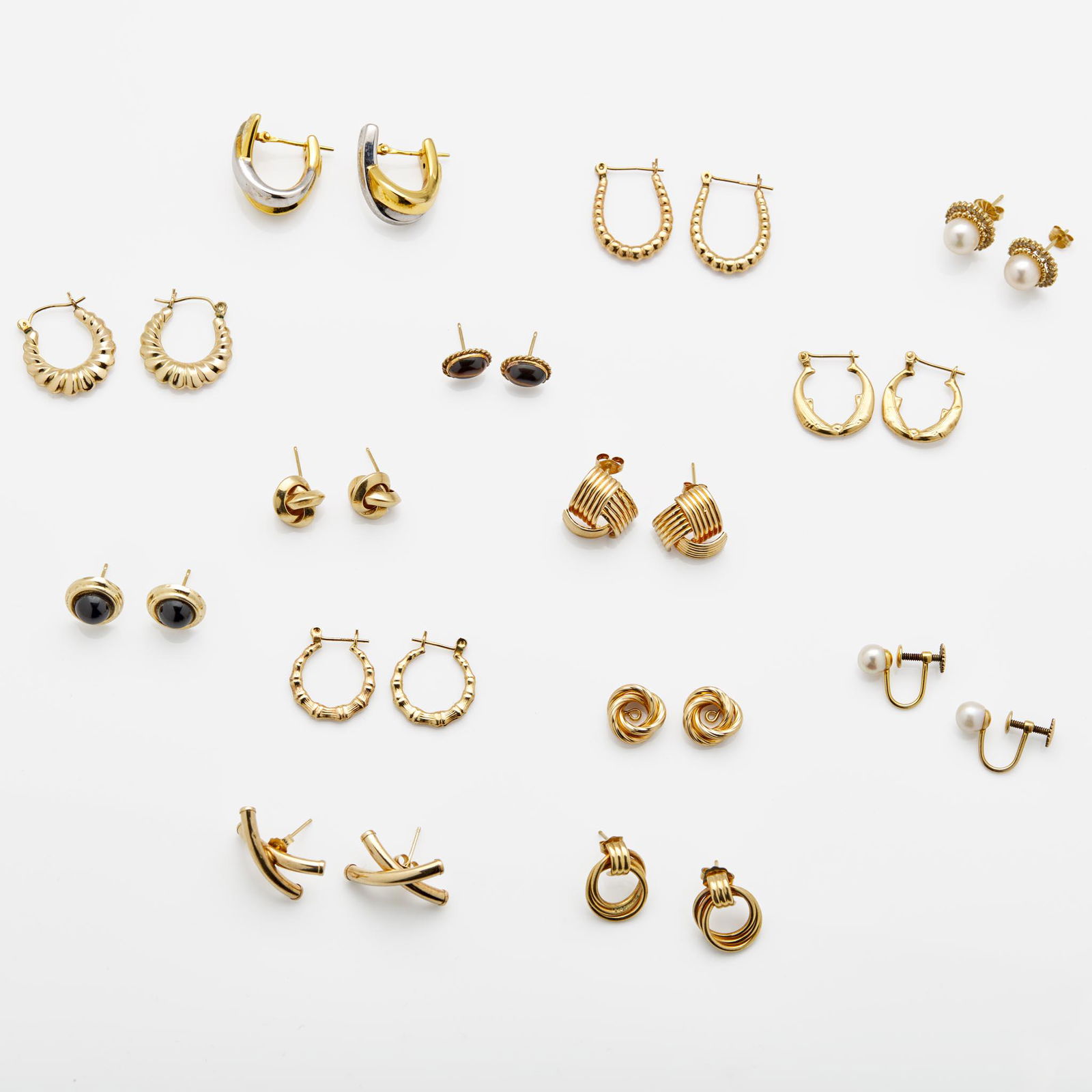 A Miscellaneous Collection of Yellow Gold Earrings (1 of 1)