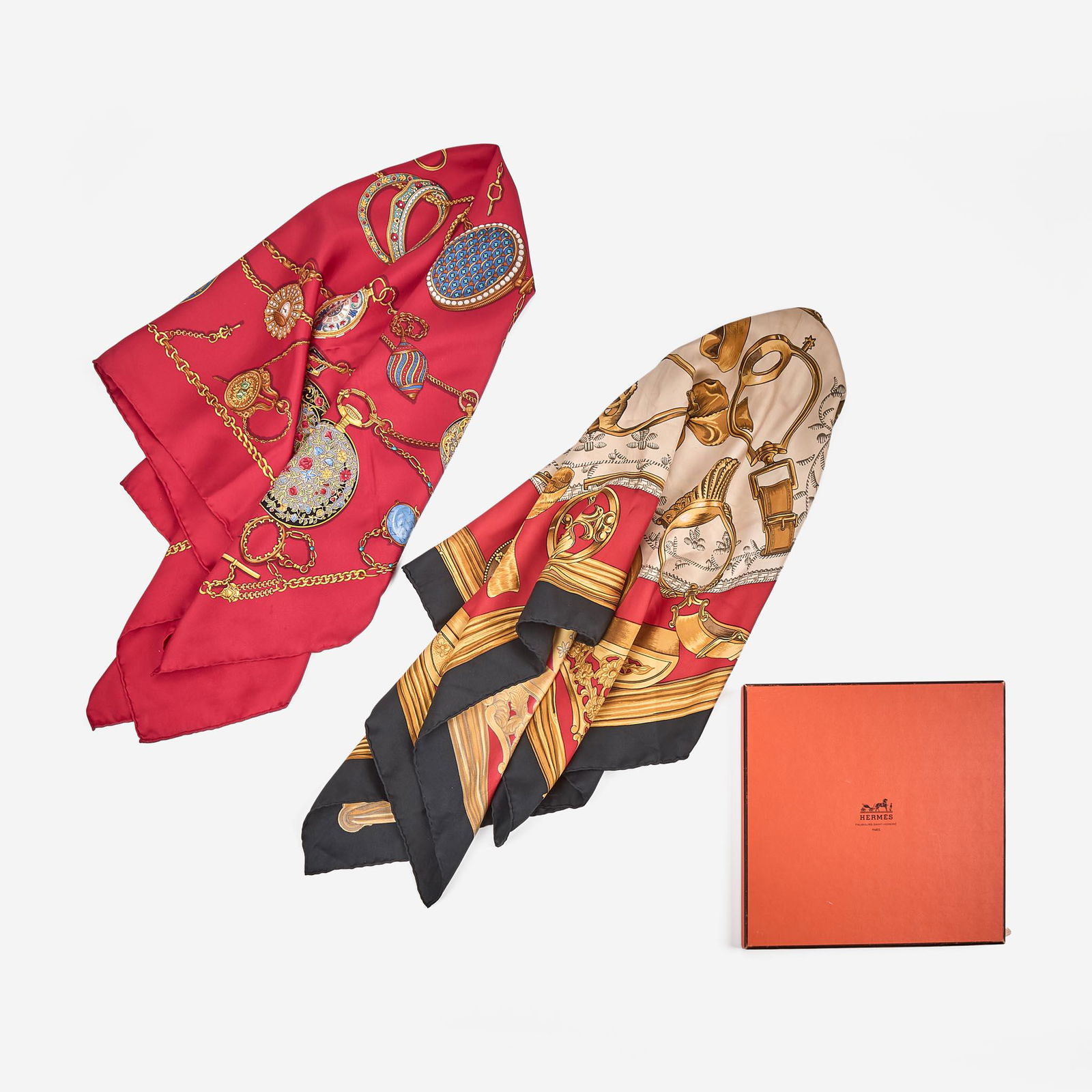 A Group of Two Silk Scarves by Hermès and Gucci Gucci, Hermès (1 of 4)