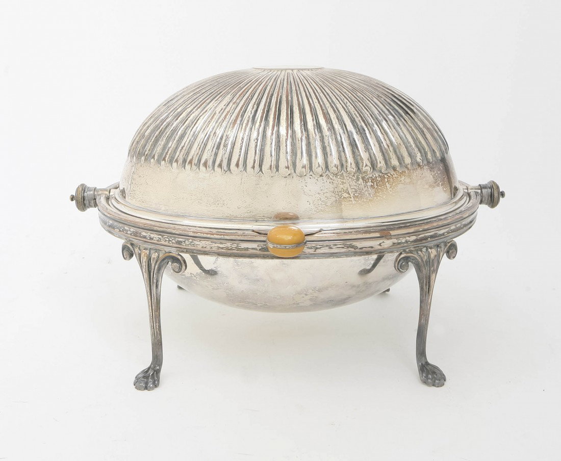 An English Silverplate Bacon Warmer, Width 12 1/2: An English Silverplate Bacon Warmer, of oval footed form, with liner. Width 12 1/2 inches. Property from the Estate of Jean Ross, Lake Forest, Illinois
