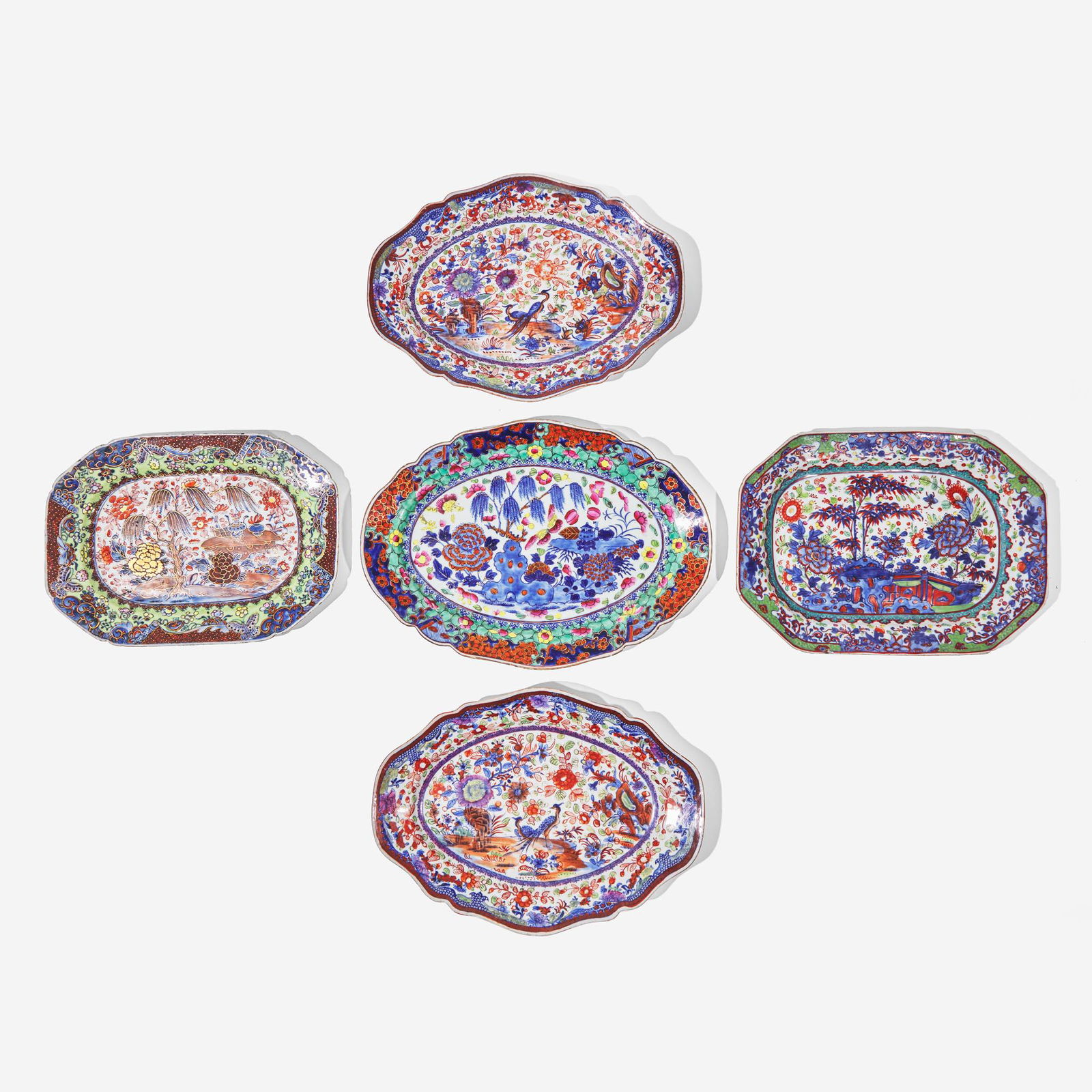 Five assorted Chinese export clobbered porcelain trays 外銷瓷盤五 (1 of 3)