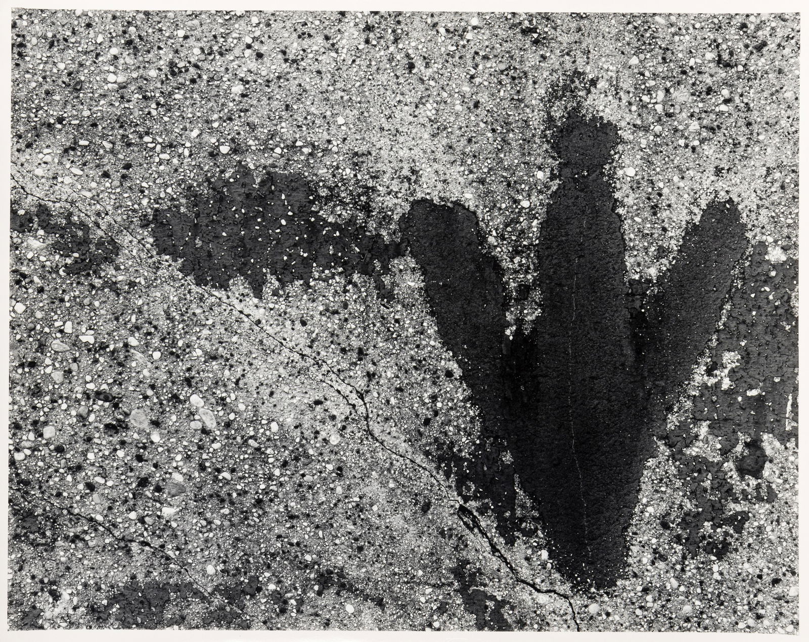 Aaron Siskind (1903-1991) Chicago 22, 1952 (1 of 4)