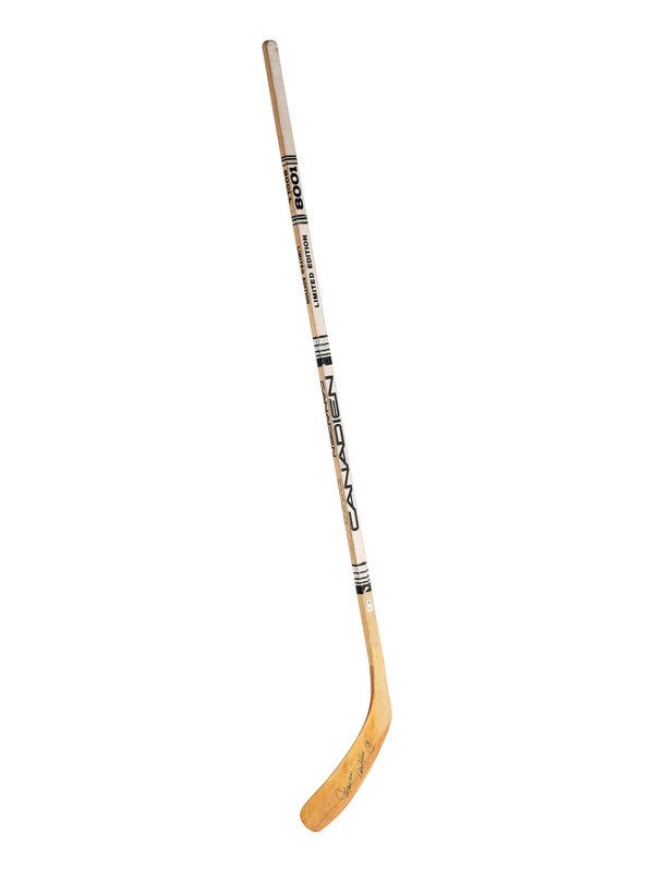 A Maurice Richard Signed Autograph Hockey Stick (Beckett Authentication Services Certified) (1 of 3)