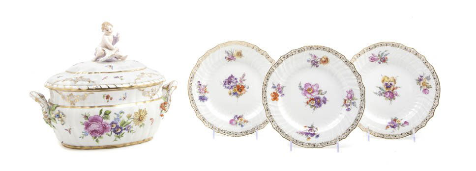 A Berlin (K.P.M.) Porcelain Covered Tureen and Set: A Berlin (K.P.M.) Porcelain Covered Tureen and Set of Plates, the tureen of oval handled form with putto and bird form finial, having scepter mark in underglaze blue, the ten plates with polychrome fl