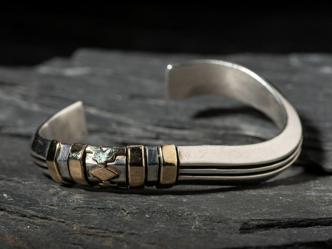 Edison Cummings (Diné, b. 1962) Sterling Silver and 14K Gold Cuff Bracelet (1 of 3)