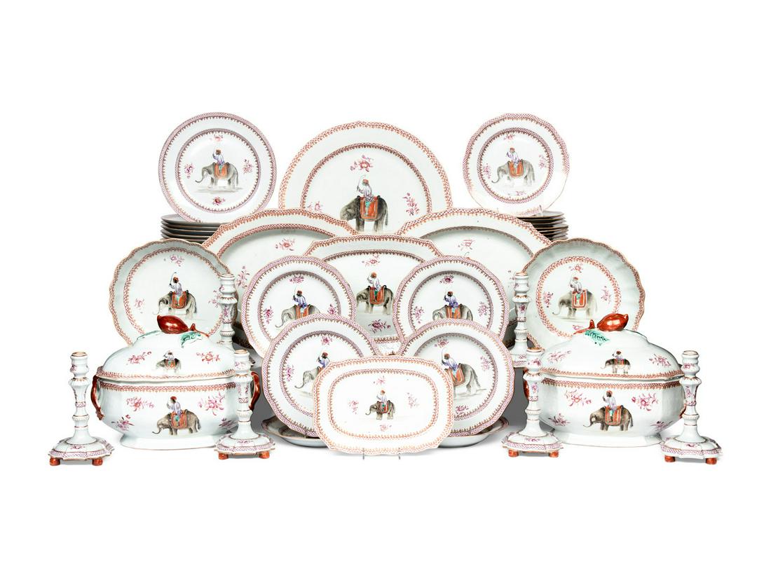 A Chinese Export Porcelain Dinner Service (1 of 5)