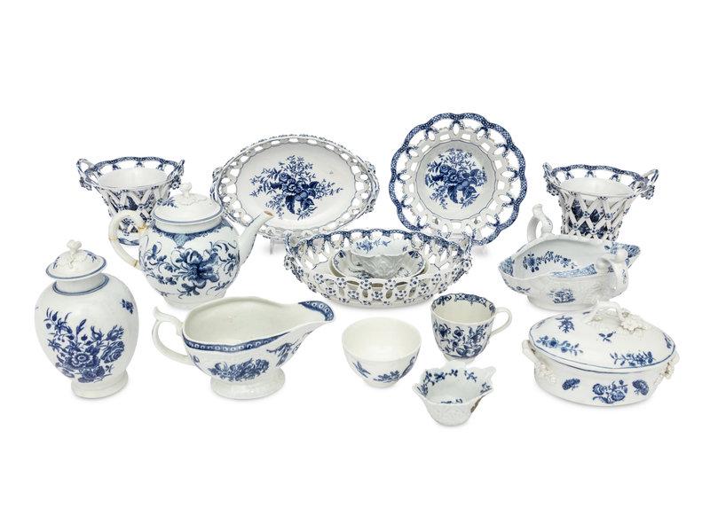 A Collection of Worcester Porcelain Articles (1 of 6)