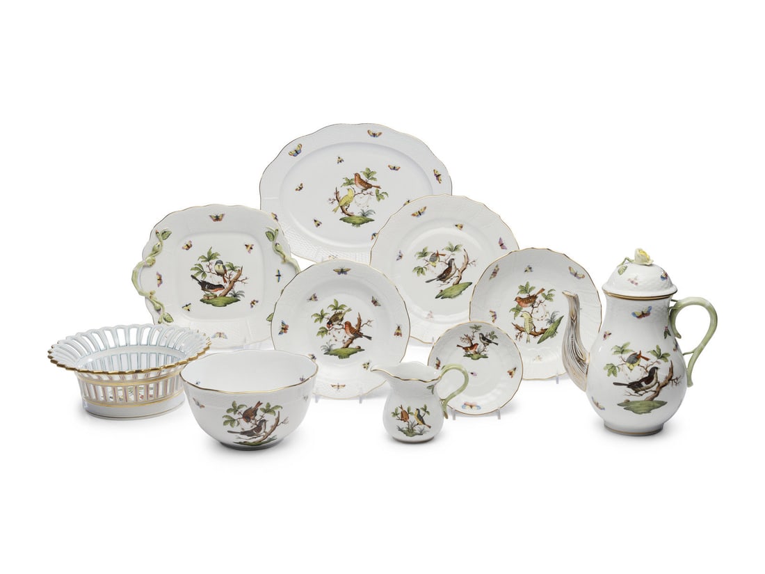A Herend Rothschild Bird Porcelain Dinner Service (1 of 8)