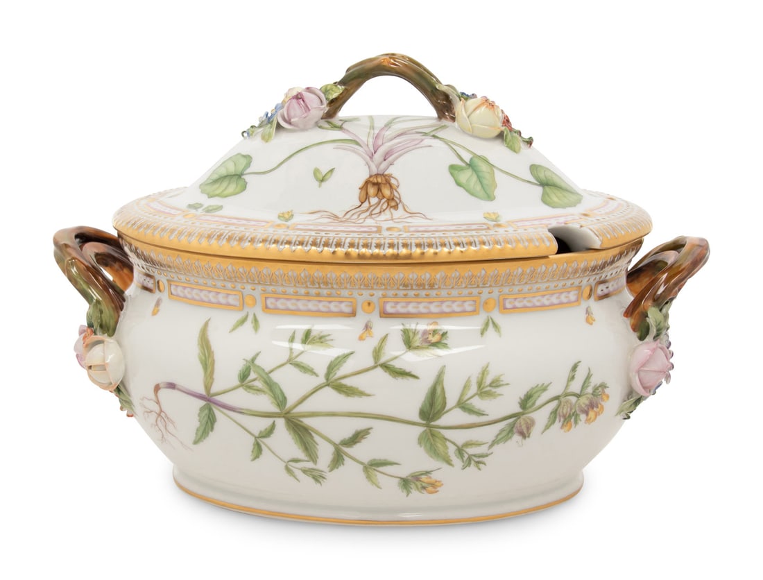 A Royal Copenhagen Flora Danica Porcelain Covered Tureen (1 of 5)