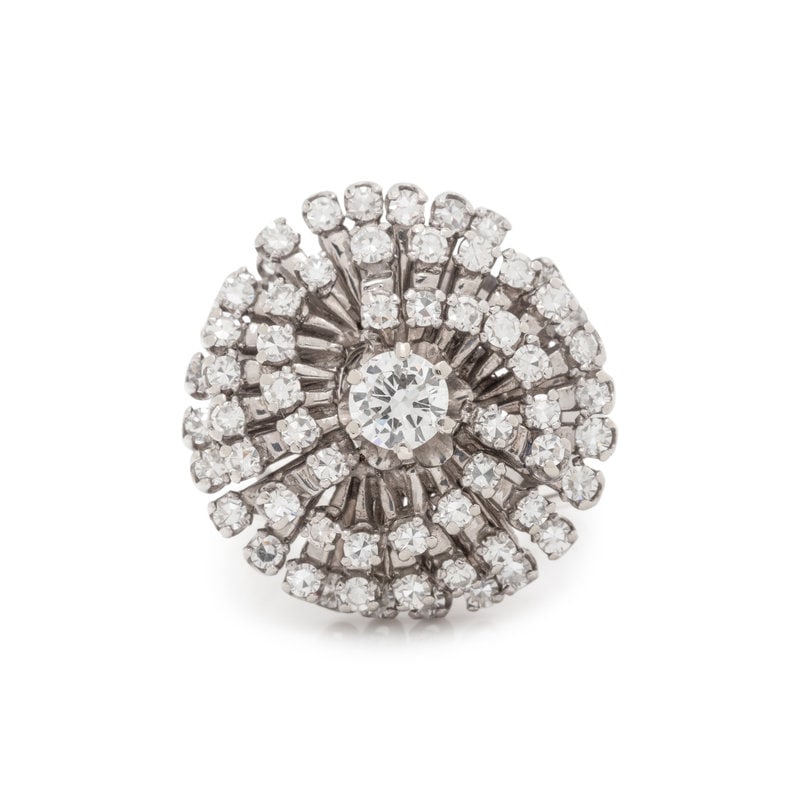 WHITE GOLD AND DIAMOND RING (1 of 3)