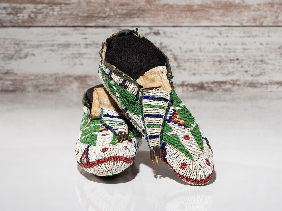 Sioux Fully Beaded Hide Moccasins (1 of 5)
