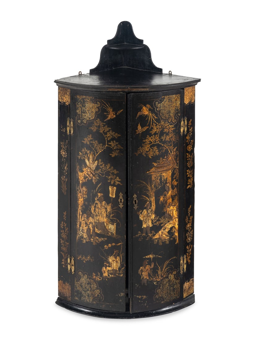 A George III Black Japanned Hanging Corner Cabinet (1 of 4)