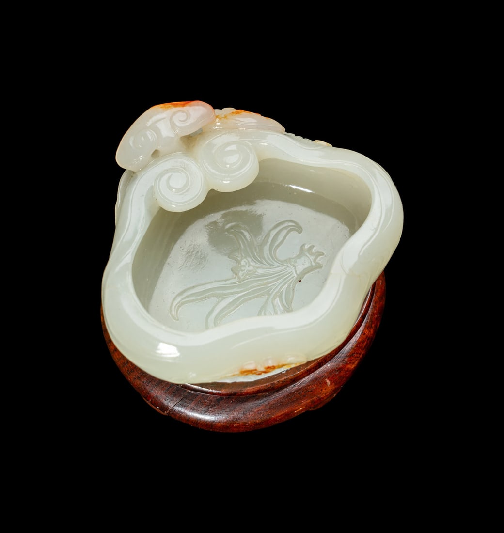 A Chinese Russet and White Jade Lingzhi-Form Water Coupe (1 of 5)
