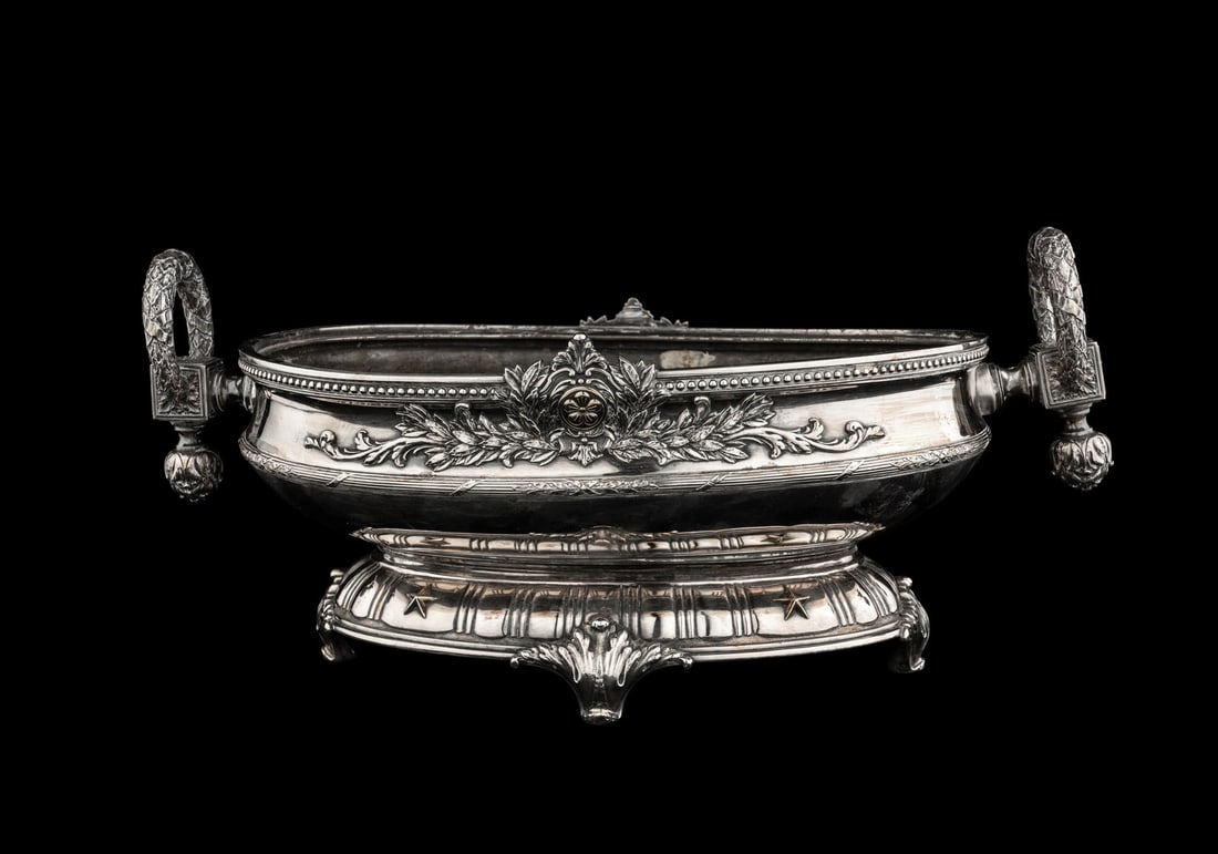 A Fine Japanese Presentation Silver Tureen (1 of 8)